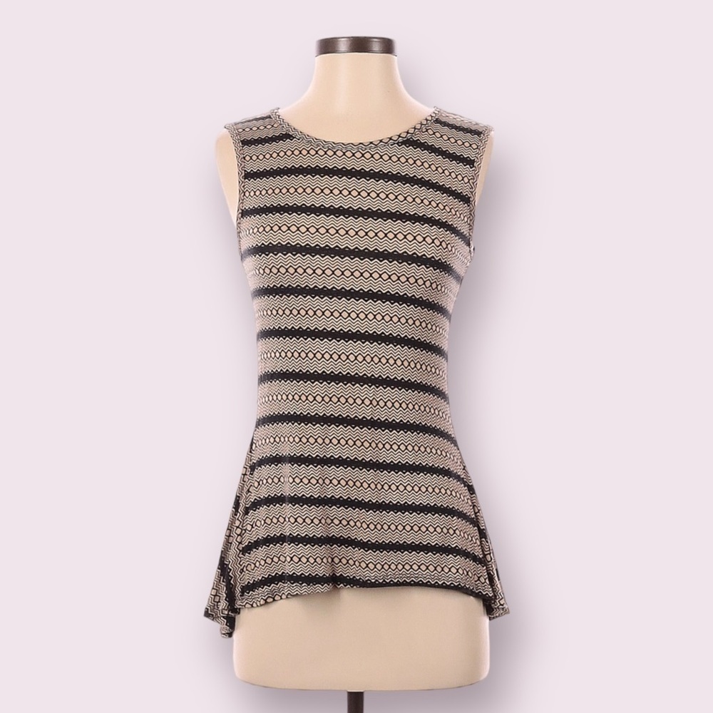 THX Thanx Collection Sleeveless Blouse Brown Black Patterned Top Size M